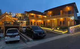 Homestay Lereng Bromo